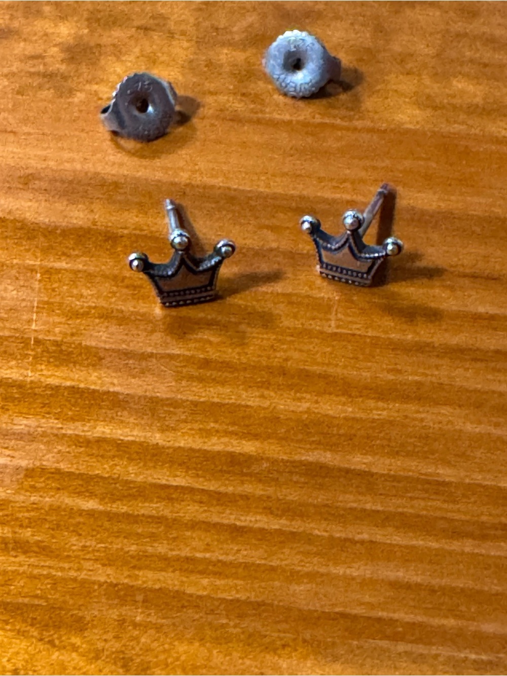 James Avery retired crown earrings